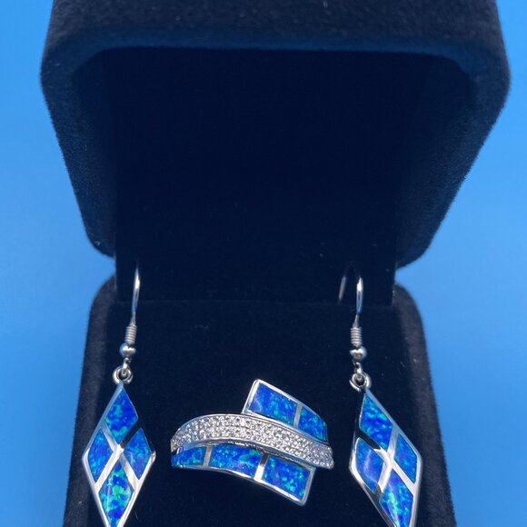 Unbranded Jewelry - Sterling Silver Elegant Blue Lab Opal & Clear CZ Ring Size 7 or 8 + Kite Earring